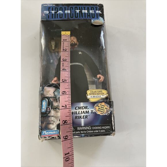 1996 Playmates Star Trek First Contact 9" Commander William Riker in Damaged Box - Picture 10 of 10